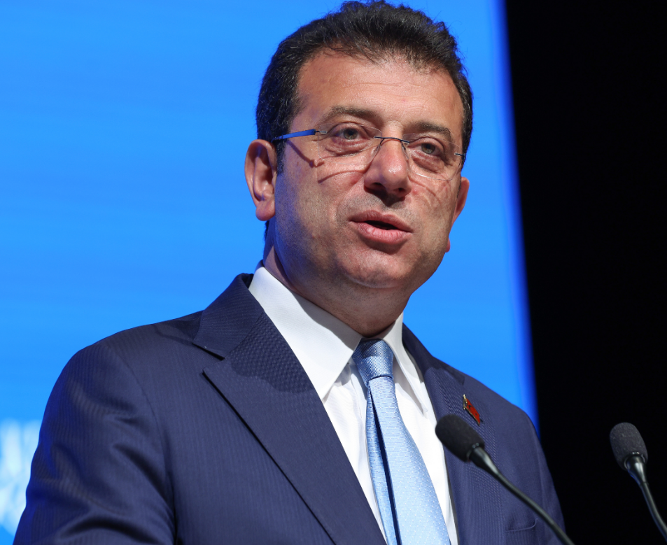Ekrem İmamoğlu'ndan Cezaevinden Taksi İhalesi Mesajı: “Engellemelere Rağmen 2500 Yeni Taksi Geliyor”