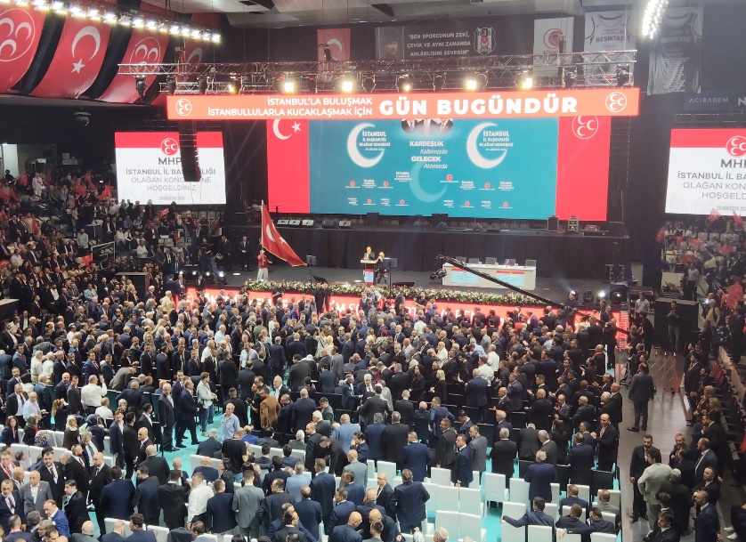 MHP İstanbul İl Kongresi’nde Birlik ve Kararlılık Mesajı: Celal Adan ve Volkan Yılmaz’dan Tarihi Konuşmalar