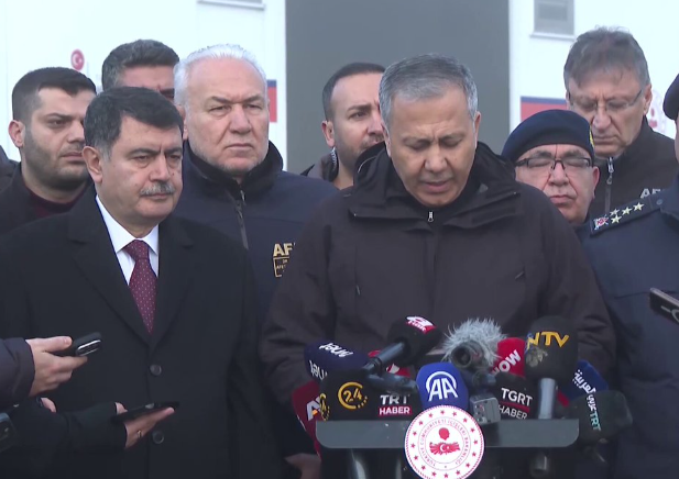 Kaza Yapan Uçağın Kara Kutusu ve Ses Kayıt Cihazı Bulundu