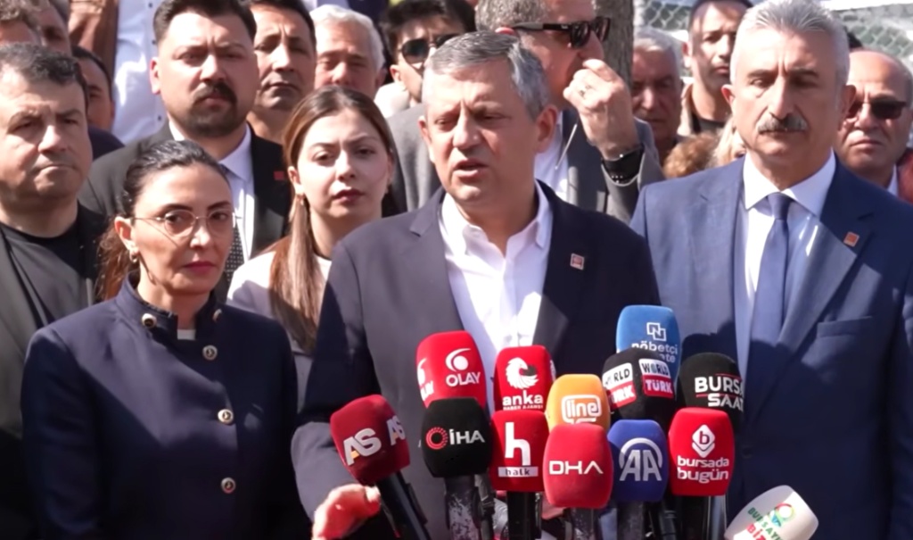 Özgür Özel:"Bursa’nın İradesine Darbe Yapılıyor!"