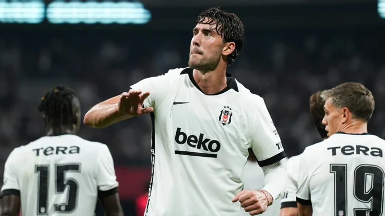 Beşiktaş’tan gol şov: Çorum FK’ya 6 gollü tarife, Vlahovic’ten hat-trick