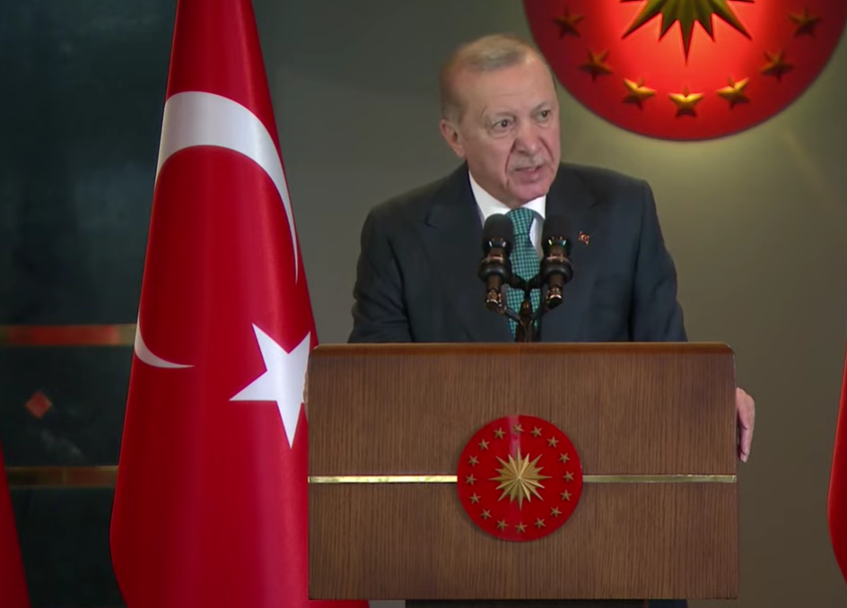 Cumhurbaşkanı Erdoğan’dan Valilere Kritik Mesajlar: "Devlet Kapısı Hacet Kapısıdır"