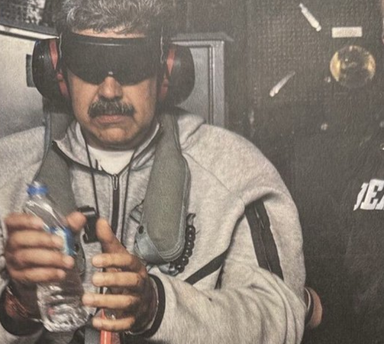 ABD Başkanı Trump, Sosyal Medyadan Maduro'nun Tutuklandığına Dair Fotoğraf Paylaştı