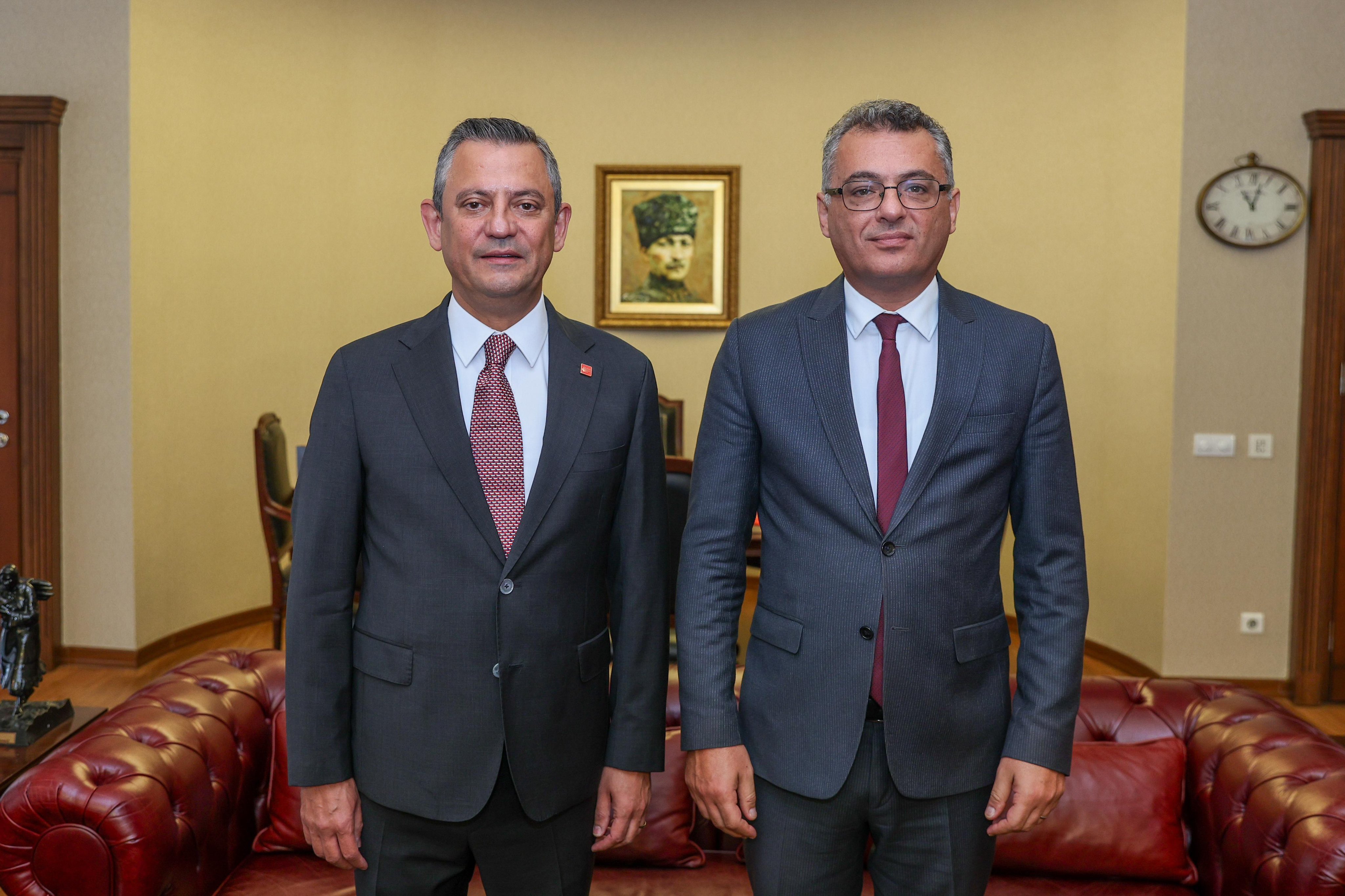 Özgür Özel’den KKTC Seçim Sonuçlarına Destek Mesajı: “Kıbrıs Türkü, Dış Müdahalelere Cevabını Sandıkta Verdi”