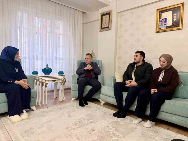 Başkan Vekili Can Aksoy İlk İftarını Şehit Ailesiyle Açtı