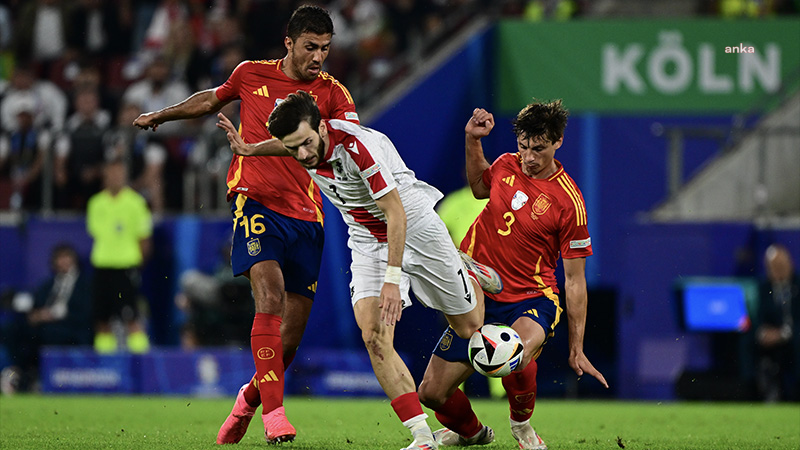 2024 Avrupa Futbol Şampiyonası’nda İspanya ve İngiltere çeyrek finale yükseldi