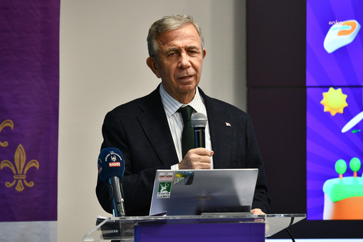 ABB BAŞKANI MANSUR YAVAŞ, IDEATHON’DA GENÇLERLE BİR ARAYA GELDİ
