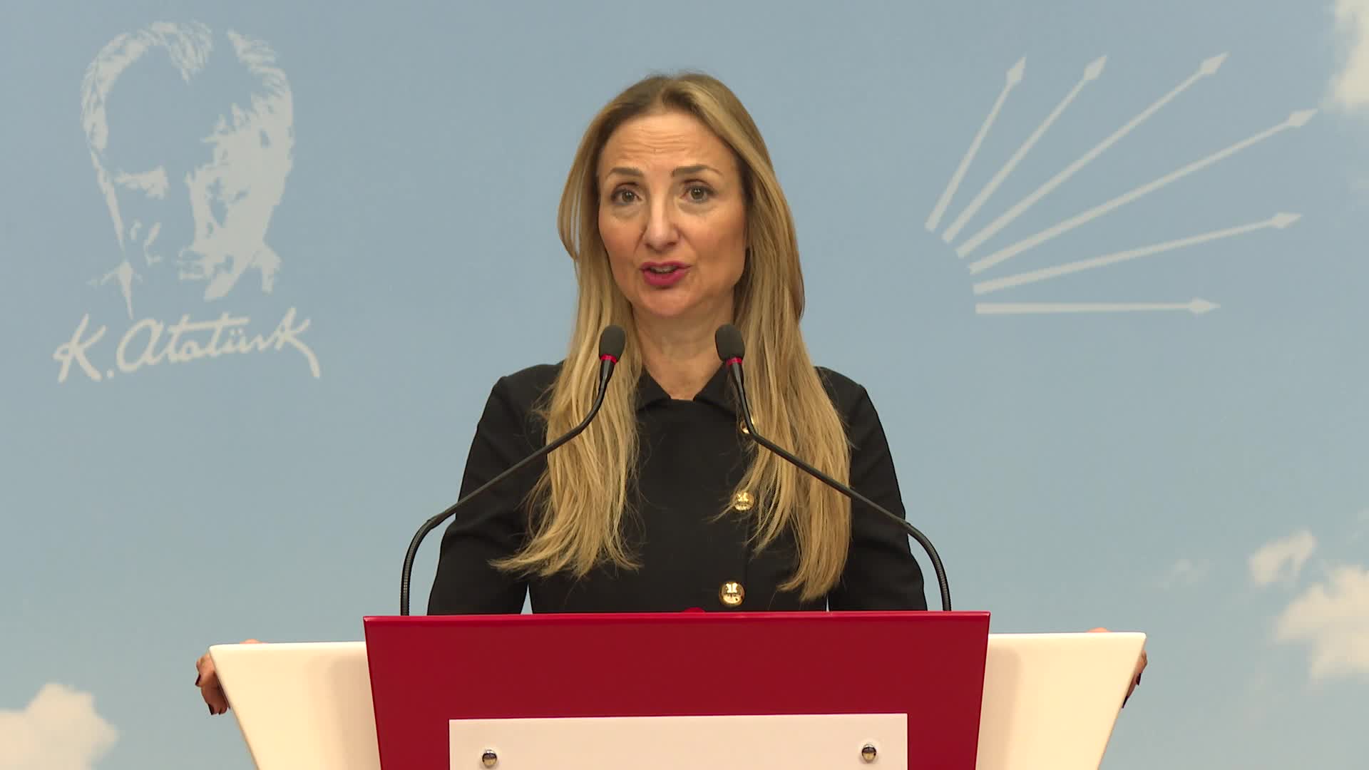 AYLİN NAZLIAKA: “UNICEF'İN 'ZENGİNLİĞİN ORTASINDA ÇOCUK YOKSULLUĞU’ RAPORUNA GÖRE TÜRKİYE, AB VE OECD ÜLKELERİ ARASINDA KOLOMBİYA’DAN SONRA İKİNCİ SIRADA YER ALIYOR"