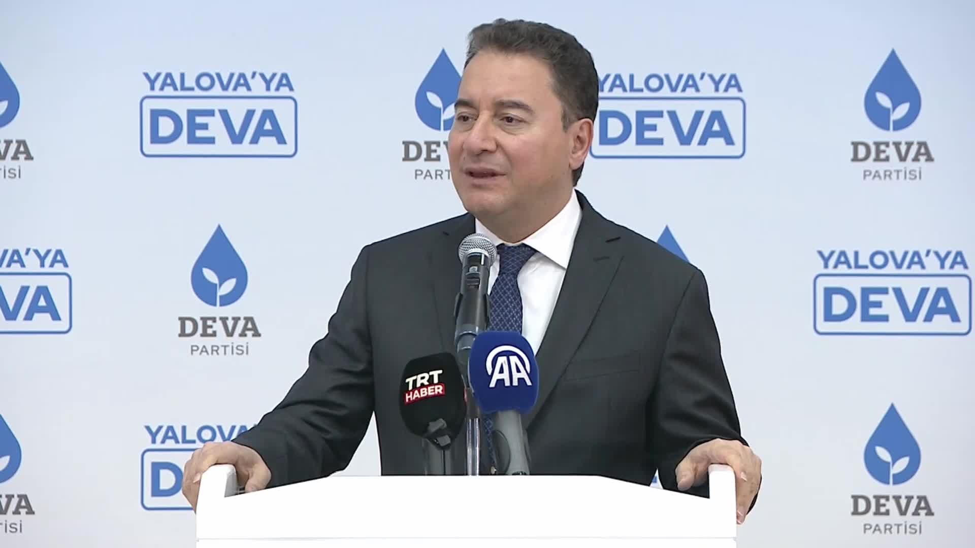 BABACAN, YALOVA’DA: “TIK YOK. FAİZ ARTIŞI DOĞRU MU, YANLIŞ MI? AMA SUSUYOR. SAYIN ERDOĞAN GİBİ BİR EKONOMİSTİN NE DÜŞÜNDÜĞÜNÜ İNSANLAR MERAK EDİYOR. ÖYLE KAÇAK GÜREŞMEK YOK. ÇIKIP AÇIKLAYACAKSIN”