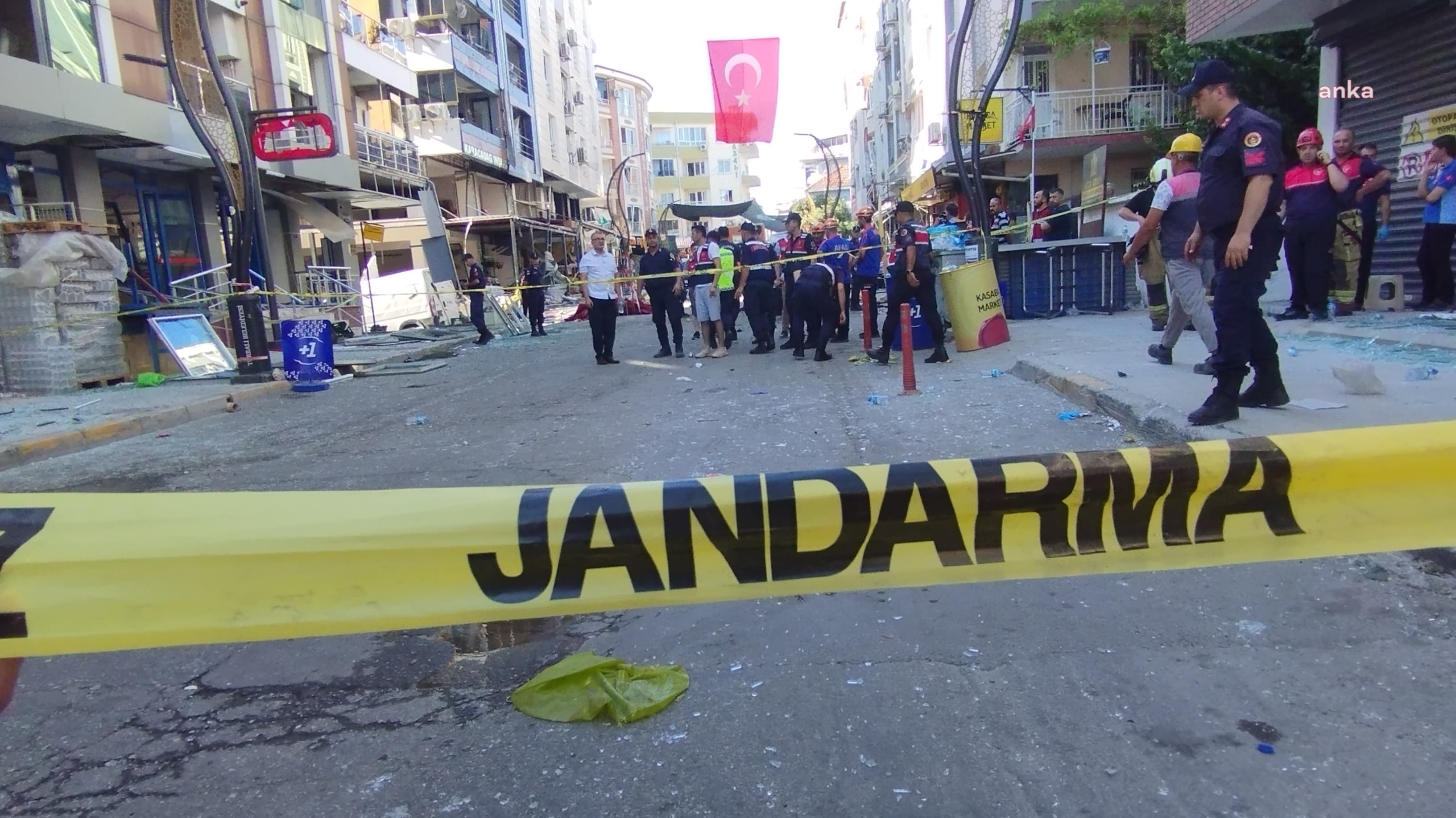 Bakan Yerlikaya: "Torbalı'daki patlamada vefat eden vatandaşlarımızın sayısı 5’e yükseldi, 57 vatandaşımız yaralandı"