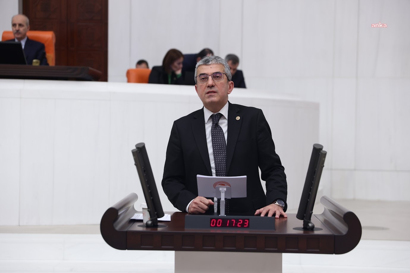 CHP, CUMHURBAŞKANINA KAMU GÖREVLİLERİNE VERİLECEK HUZUR HAKKINI BELİRLEME YETKİSİ VEREN DÜZENLEMENİN İPTALİ İÇİN AYM’YE BAŞVURDU