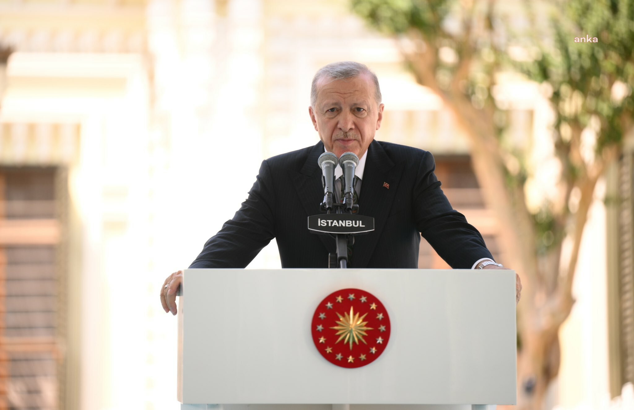 Cumhurbaşkanı Erdoğan: KKTC'li öğrenciler katkı payı ve öğrenim ücretinde Türkiyeli öğrencilerle aynı esaslara tabi tutulacak