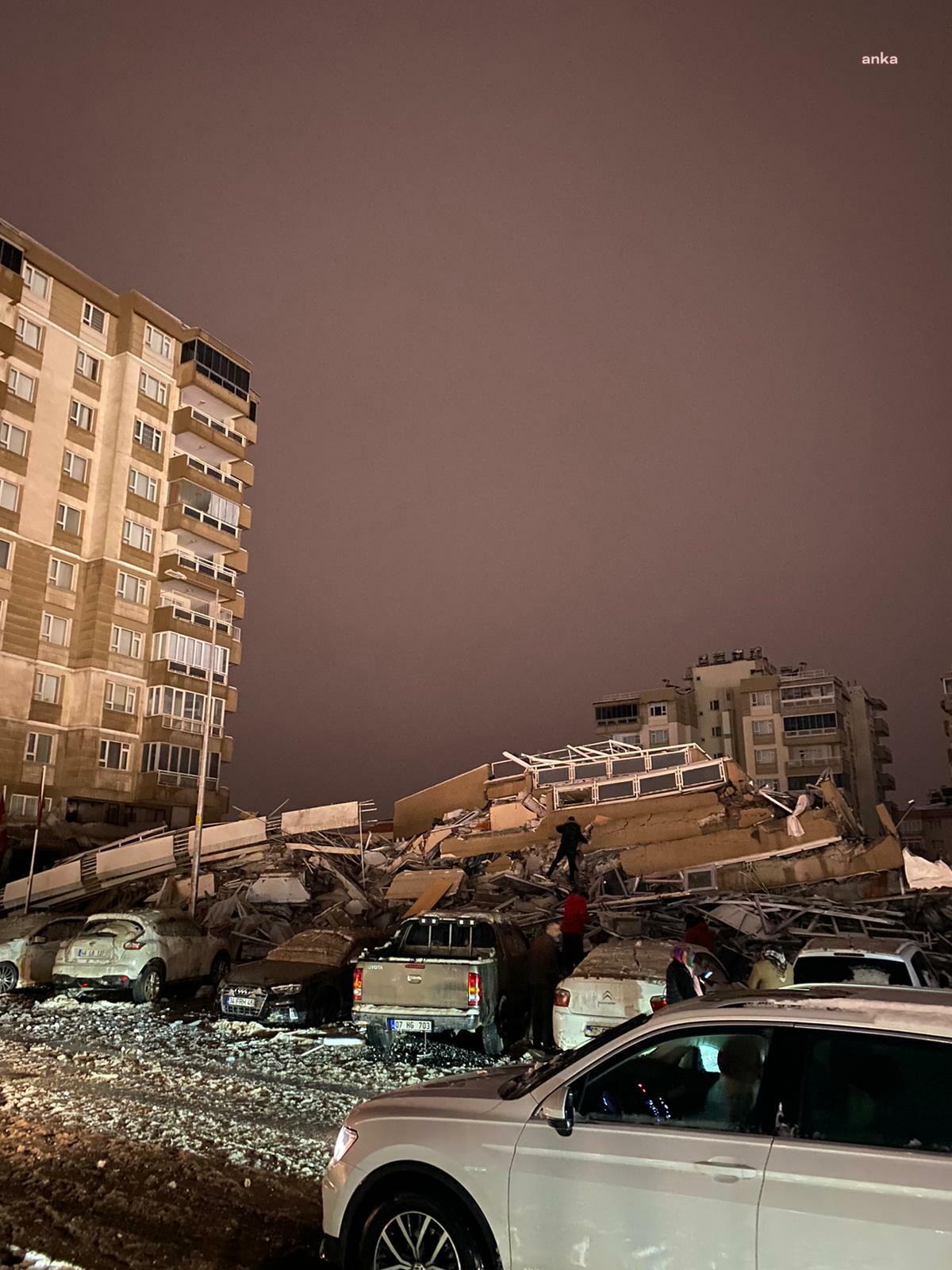 Depremde 115 kişiye mezar olan Penta Park Sitesi davası... Sanık, depremde ölenleri suçladı