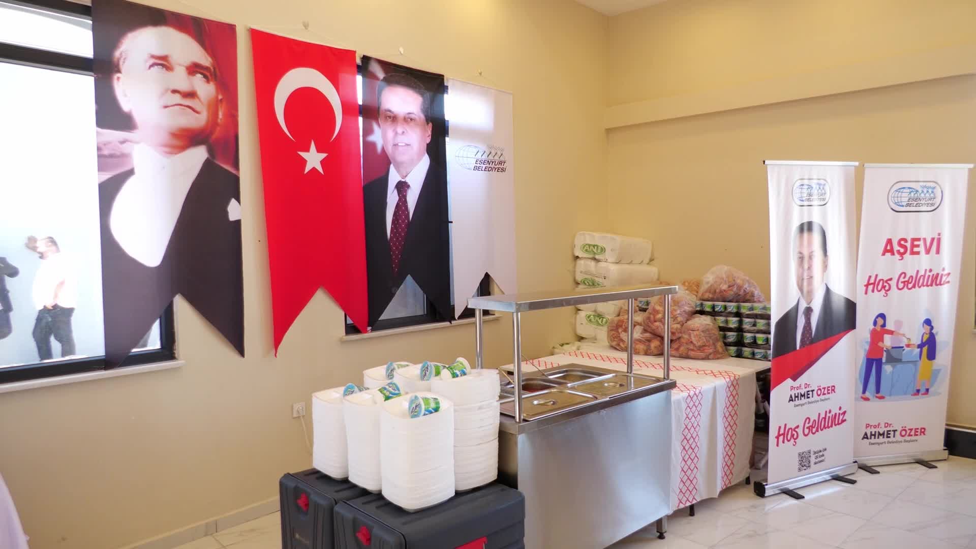 Esenyurt'ta bir aşevi daha hizmete girdi. 3 çeşit yemek ücretsiz dağıtılıyor