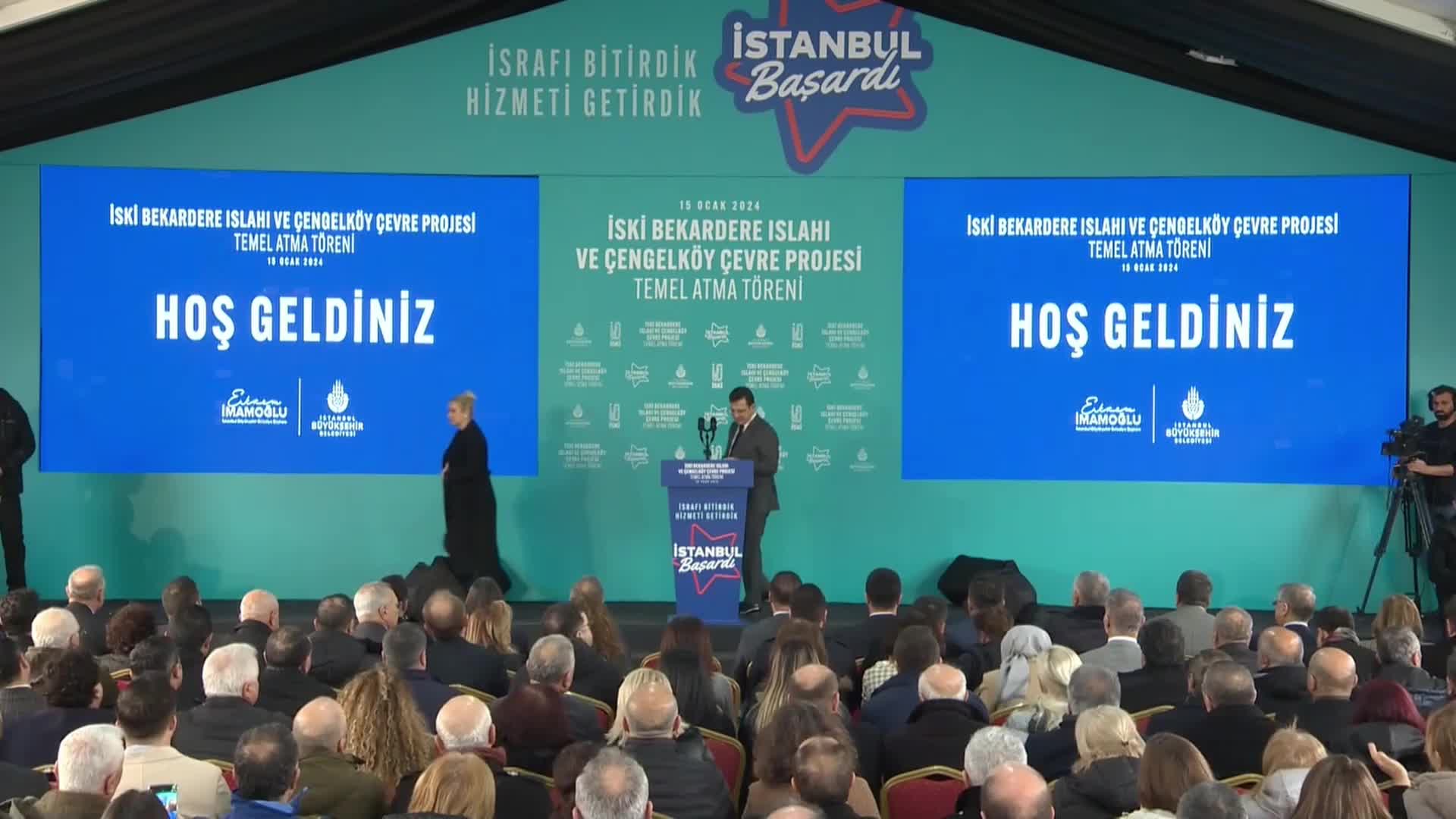 İMAMOĞLU’NDAN AKP’NİN “BOZUK OTOBÜS” KUMPASINA TEPKİ: “PAT DİYE PATLADINIZ. ZATEN SİZİN İŞİNİZ BU KADAR. BU KADAR ALÇALDINIZ”