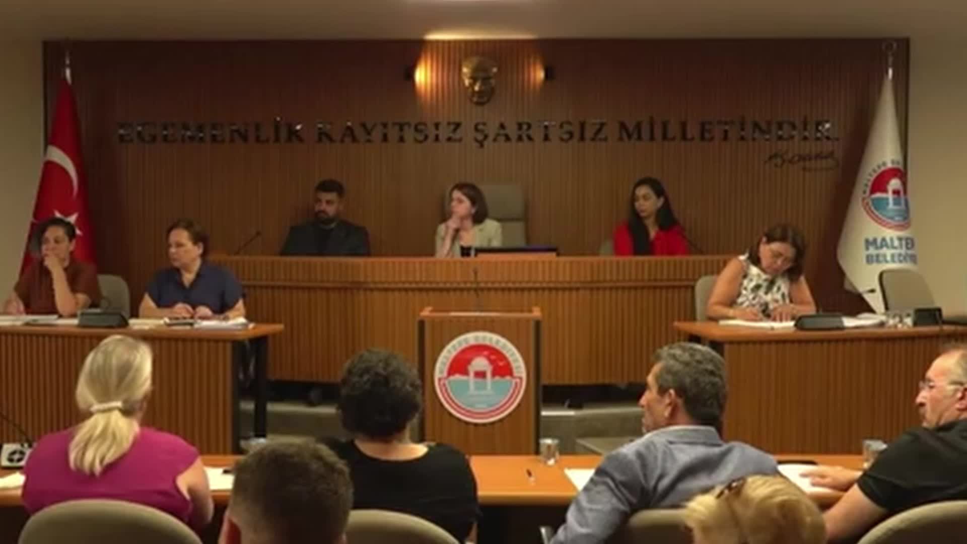 Maltepe Belediye Meclisi’nde “Gezi” tartışması... Başkan Köymen, “Direniştir, anmaya devam edeceğiz” dedi, AKP'li üyeler salonu terk etti