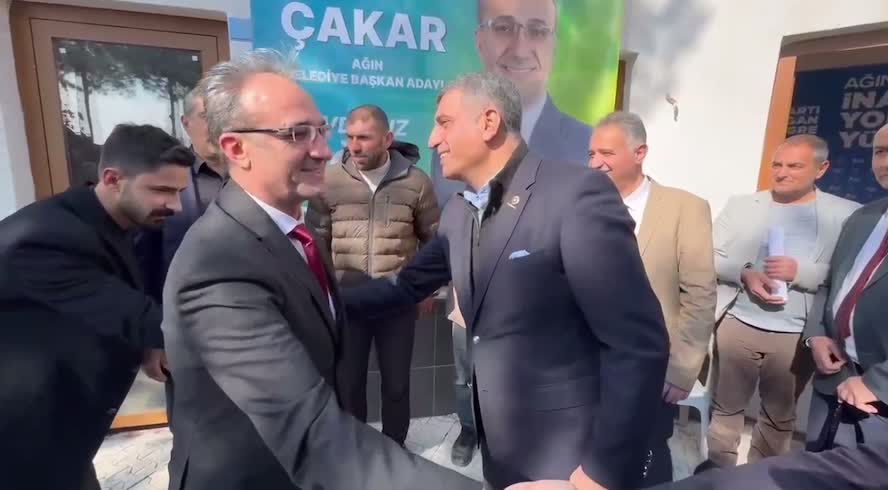 MHPLİ AĞIN BELEDİYE BAŞKANI ALİ USLU, CHP’Lİ VEKİL GÜRSEL EROL’A DERT YANDI: “AĞIN İLÇESİ UNUTULMUŞ”