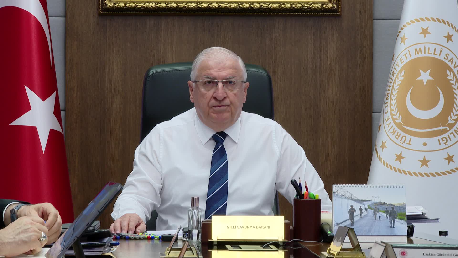 Milli Savunma Bakanı Güler: "Sığınmacılar konusunda son dönemde oluşturulmaya çalışılan olumsuz algı ve artan gerilimleri dikkatle izliyoruz"