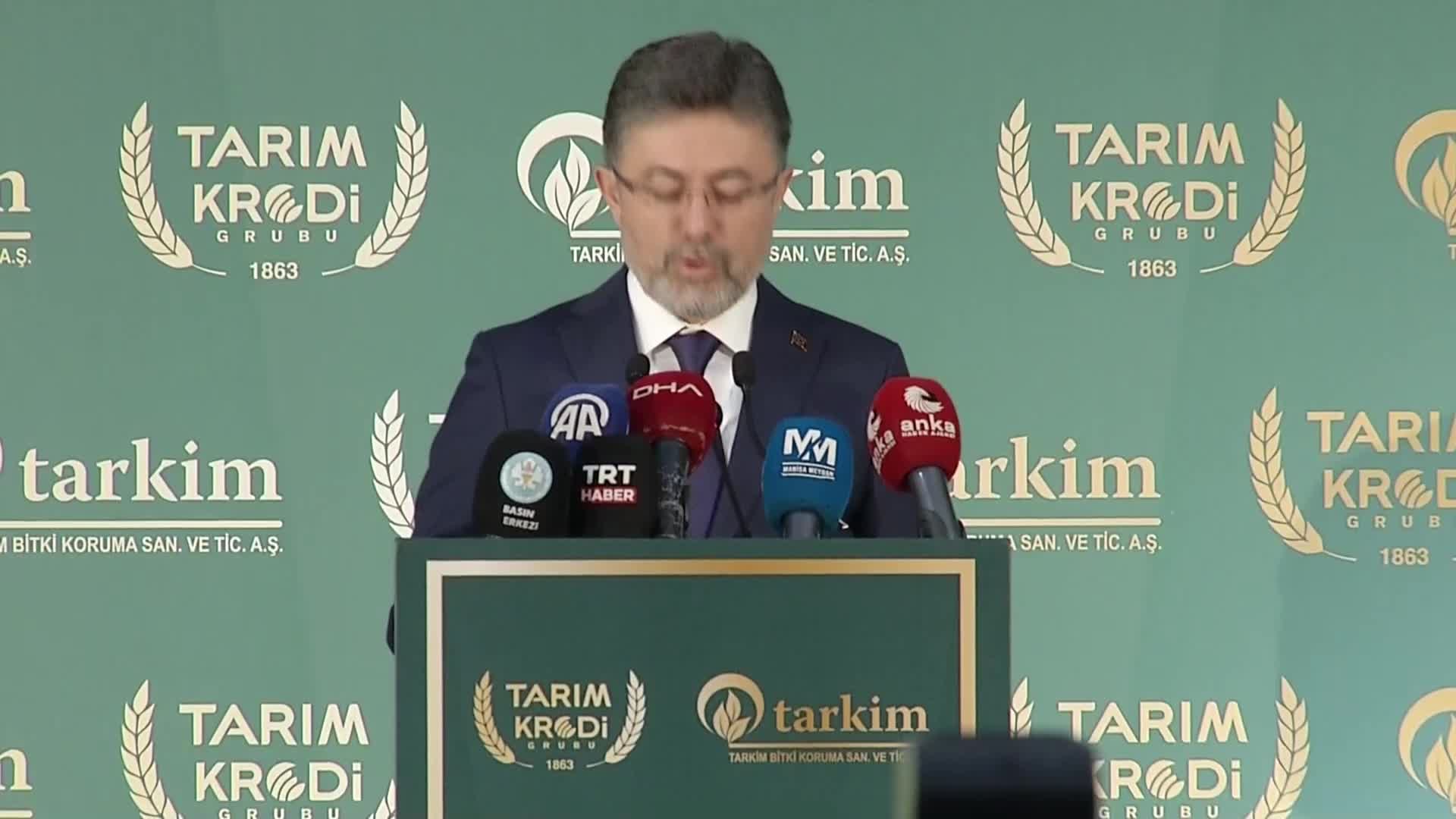 Tarım ve Orman Bakanı Yumaklı: "Diyelim ki bir ürün ihraç edildi ve o ülkenin standartlarına uymadı. O ürünün ülkemize girmesi kesinlikle mümkün değil, imha edilir" 