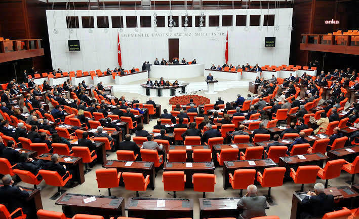 TBMM BAŞKANLIĞI’NIN, "TERÖRLE MÜCADELEDE TÜRKİYE BÜYÜK MİLLET MECLİSİ’NİN TAVİZSİZ DESTEĞİNE DAİR TEZKERE" KABUL EDİLDİ