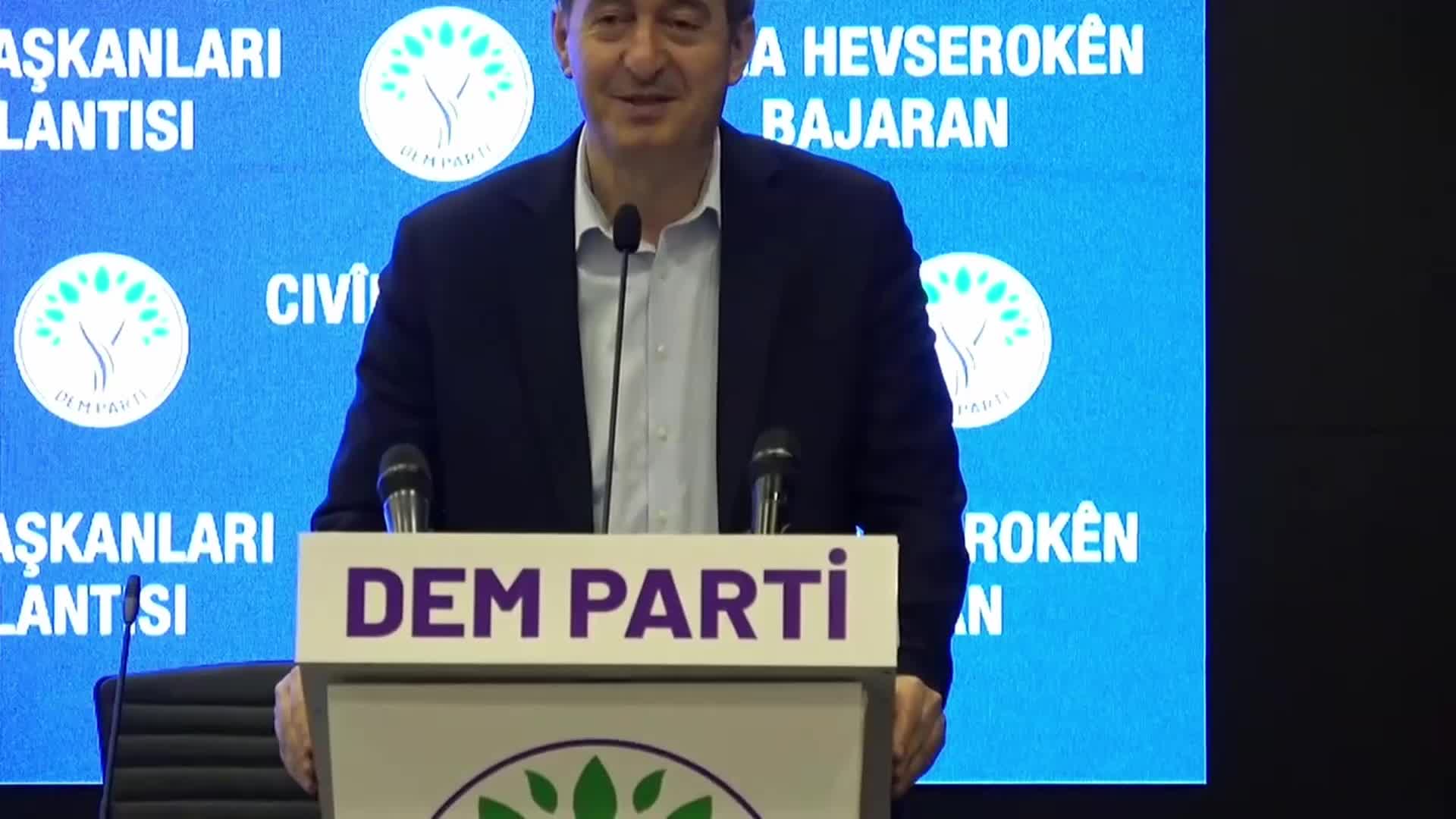 TUNCER BAKIRHAN: “ASKER, POLİS, JANDARMA NEREDE ARTIK KOLLUK VARSA KAZANACAĞIMIZ KENTLERE TAŞIMAYA ÇALIŞIYORLAR. HER BİR KAÇAK SEÇMENE KARŞI BİZİM  İKİ KİŞİYİ KAZANMAMIZ GEREKİYOR”