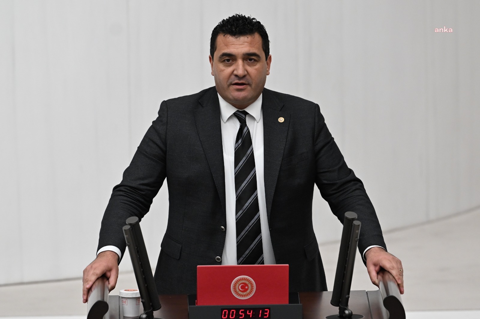 ULAŞ KARASU, 16 AY ÖNCE GEMİDE KAYBOLAN YİĞİT ACAR'I SORDU: “GEMİNİN İLK DURAĞI OLAN PORTEKİZ’DE YAPILAN SORUŞTURMANIN VE GEMİNİN ARANMASI İLE İLGİLİ EVRAKLARIN AKIBETİ NEDİR?”