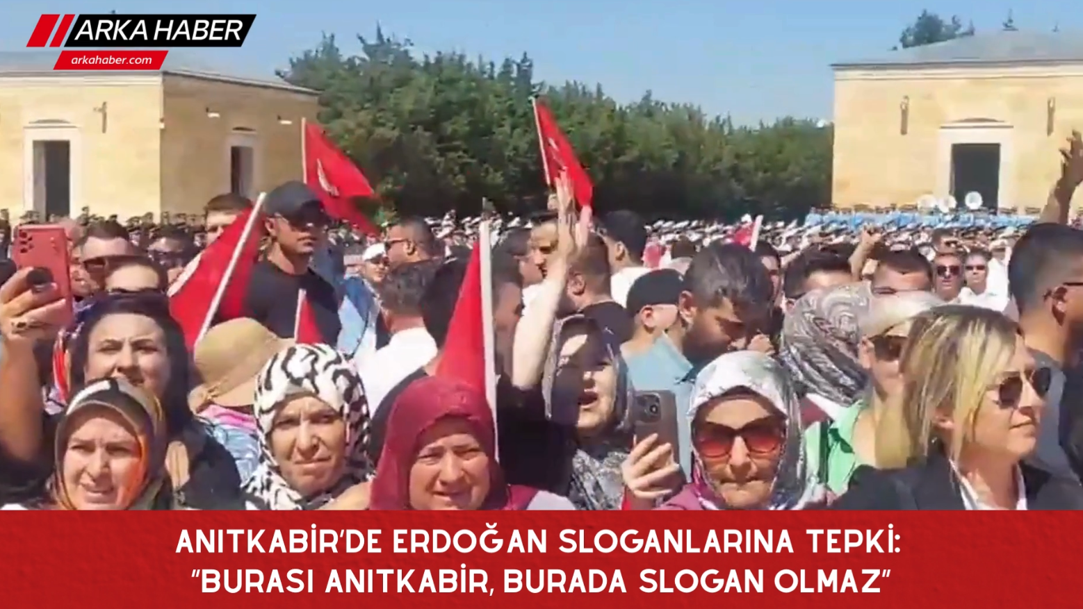 Anıtkabir’de Erdoğan Sloganlarına Tepki: “Burası Anıtkabir, Burada Slogan Olmaz”