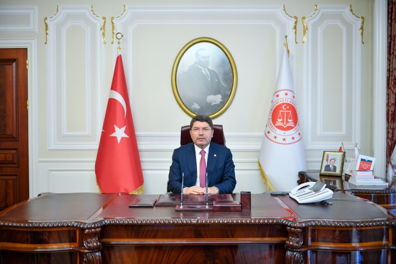 Adalet Bakanı Yılmaz Tunç: “Cumhurbaşkanımıza ‘Diktatör’ İftirası Kara Propagandadır”