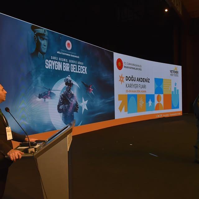 Adana’da Kariyer Fuarı Gençlere Fırsatlar Sunuyor