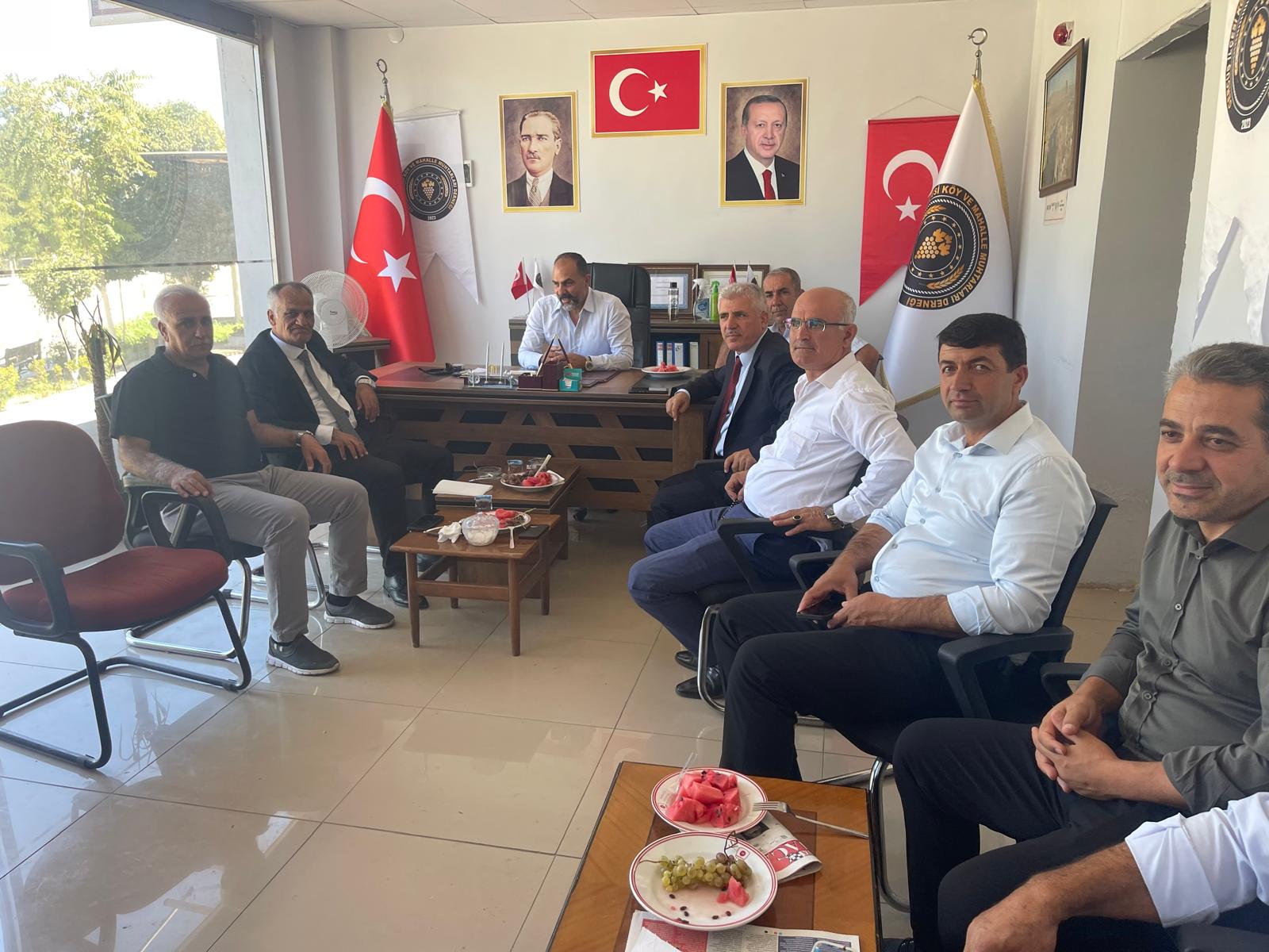 Batman’da Muhtarlarla İstişare Toplantısı Yapıldı