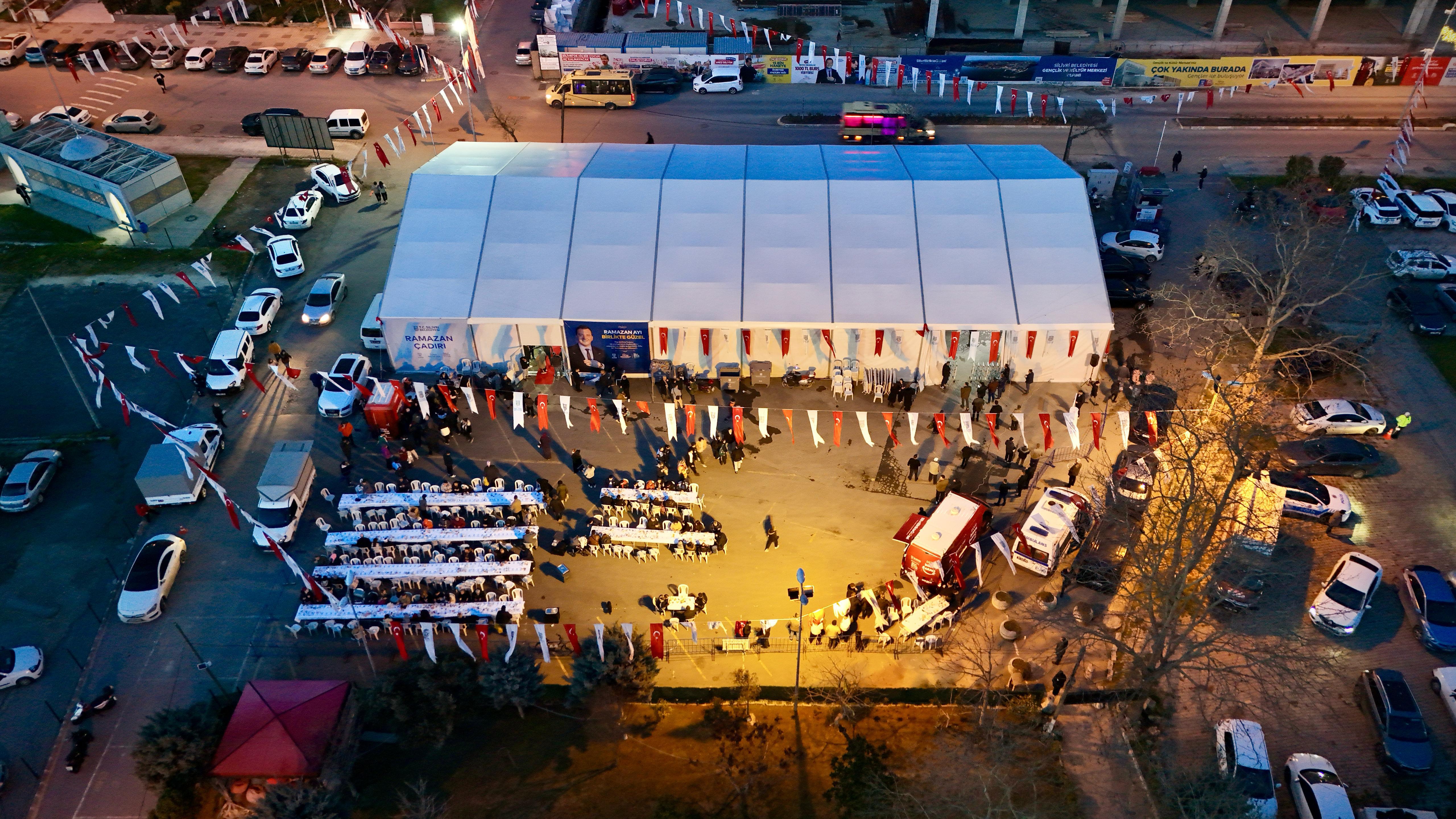 Silivri'de Ramazan’ın İlk İftarı Şehit Aileleri ve Gazilerle Yapıldı