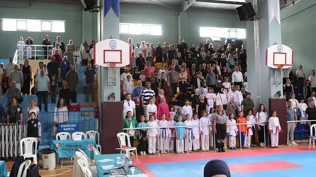 Esenyurt Yıldız Karate Şampiyonası Başarıyla Tamamlandı