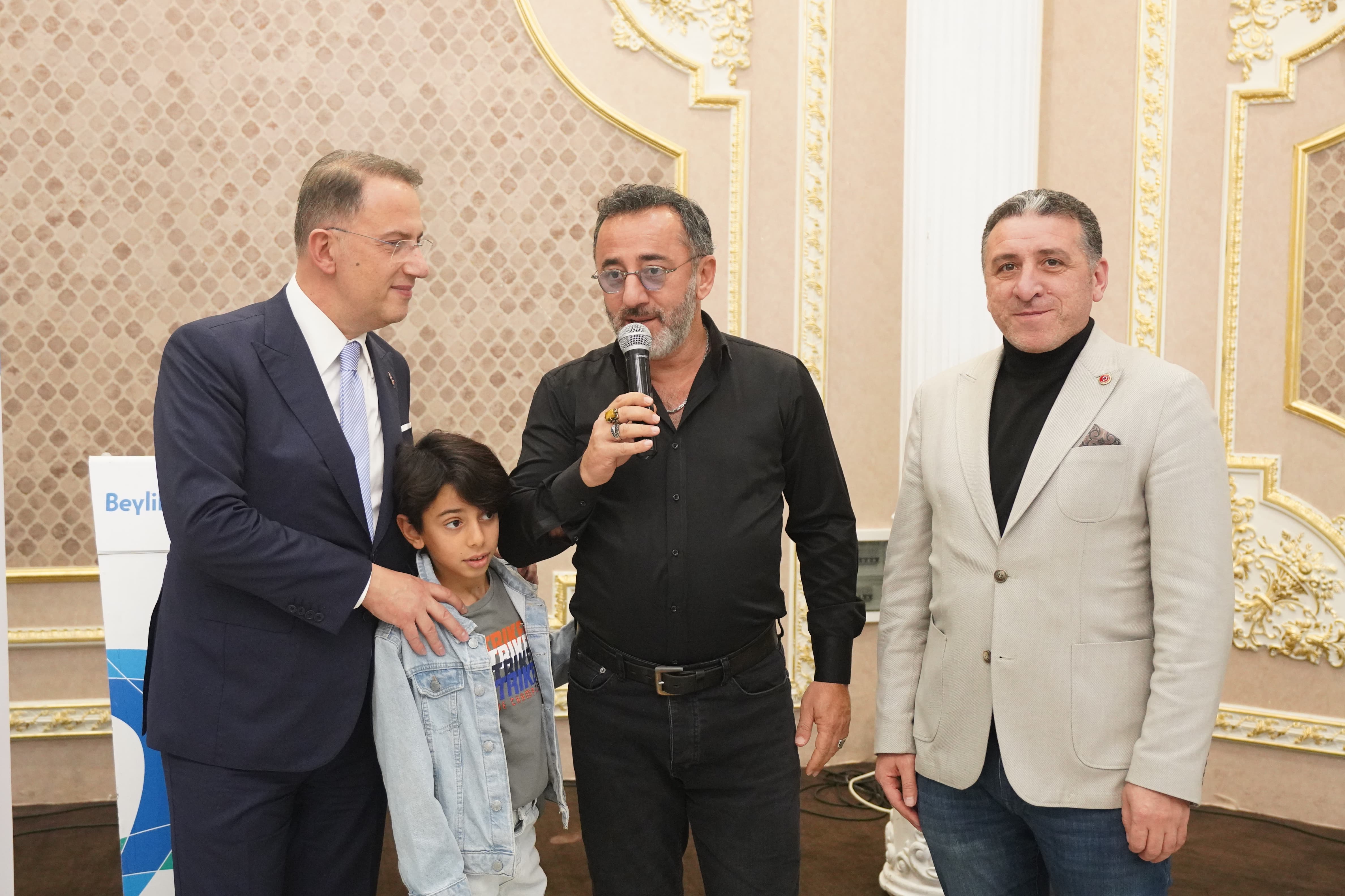 Beylikdüzü Belediyesi’nden Emekli Personeline Anlamlı Veda