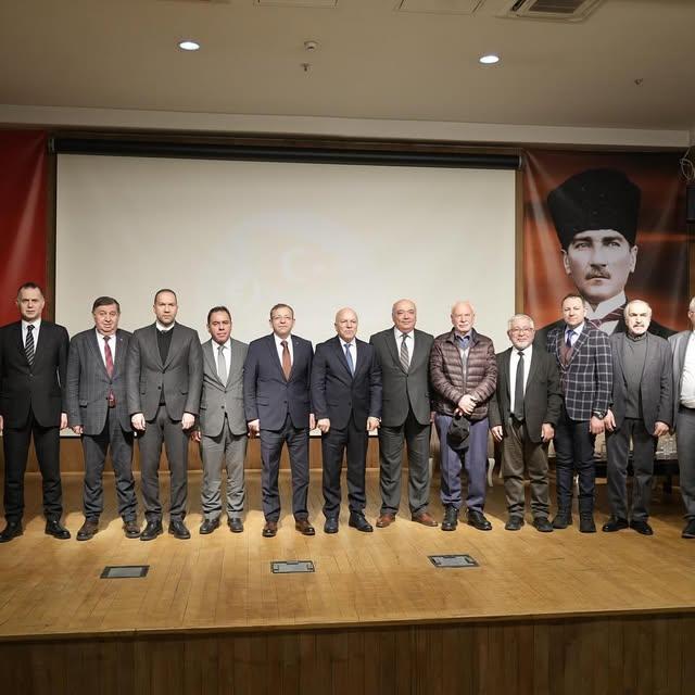 Kars'ta Enerji Dönüşümü Paneli Düzenlendi