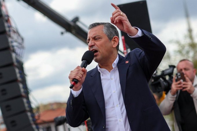Ekrem İmamoğlu'nun Diploması Konusunda Yeni Gelişme: İstanbul Üniversitesi Önünde Eylem Planı