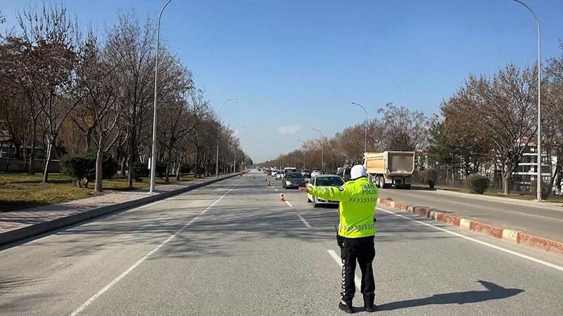 Türkiye Genelinde Trafik Denetimleri Devam Ediyor