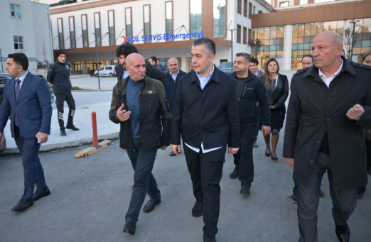 Aksoy Sahada: Esenyurt’ta Afet Yönetiminden Hastane Çevresine Kadar Geniş Kapsamlı İnceleme