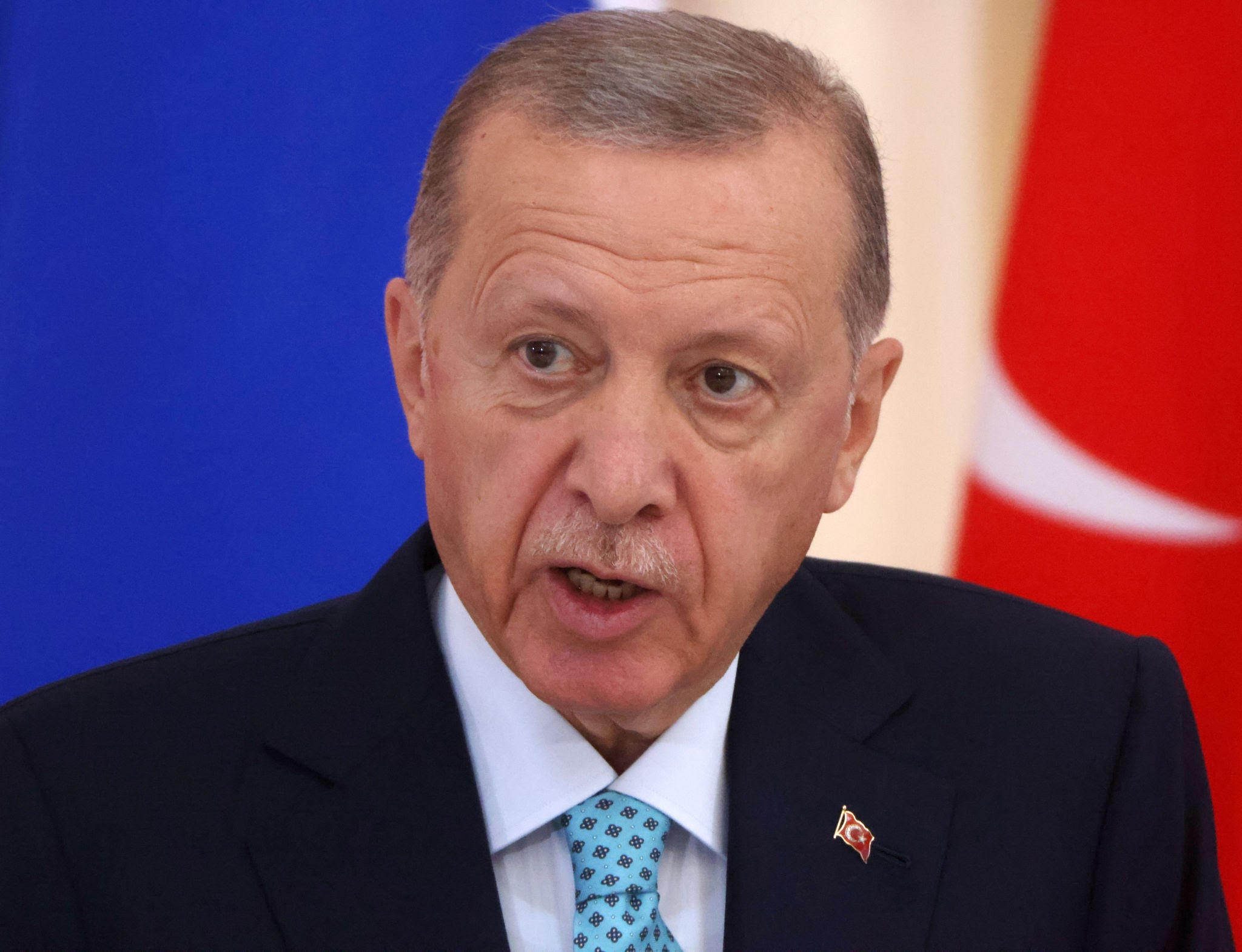 Cumhurbaşkanı Erdoğan: “Rüşvetçilerle, Suç Örgütleriyle Mücadeleyi Sulandıramazsınız”