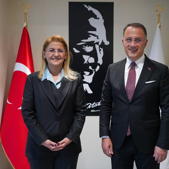 Belediye Başkanları Arasında Dostane Ziyaret