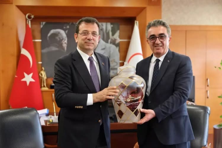 İstanbul’da Bayrampaşa Belediyesi’ne Yolsuzluk Operasyonu: Başkan Gözaltında!
