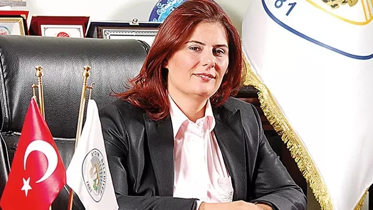 Özlem Çerçioğlu’nun CHP’den İstifası ve AK Parti’ye Katılması Gündemi Sarstı