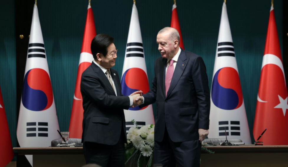 Erdoğan’dan Güney Kore’ye: “Kardeş ülkeyle bağlarımızı güçlendiriyoruz”