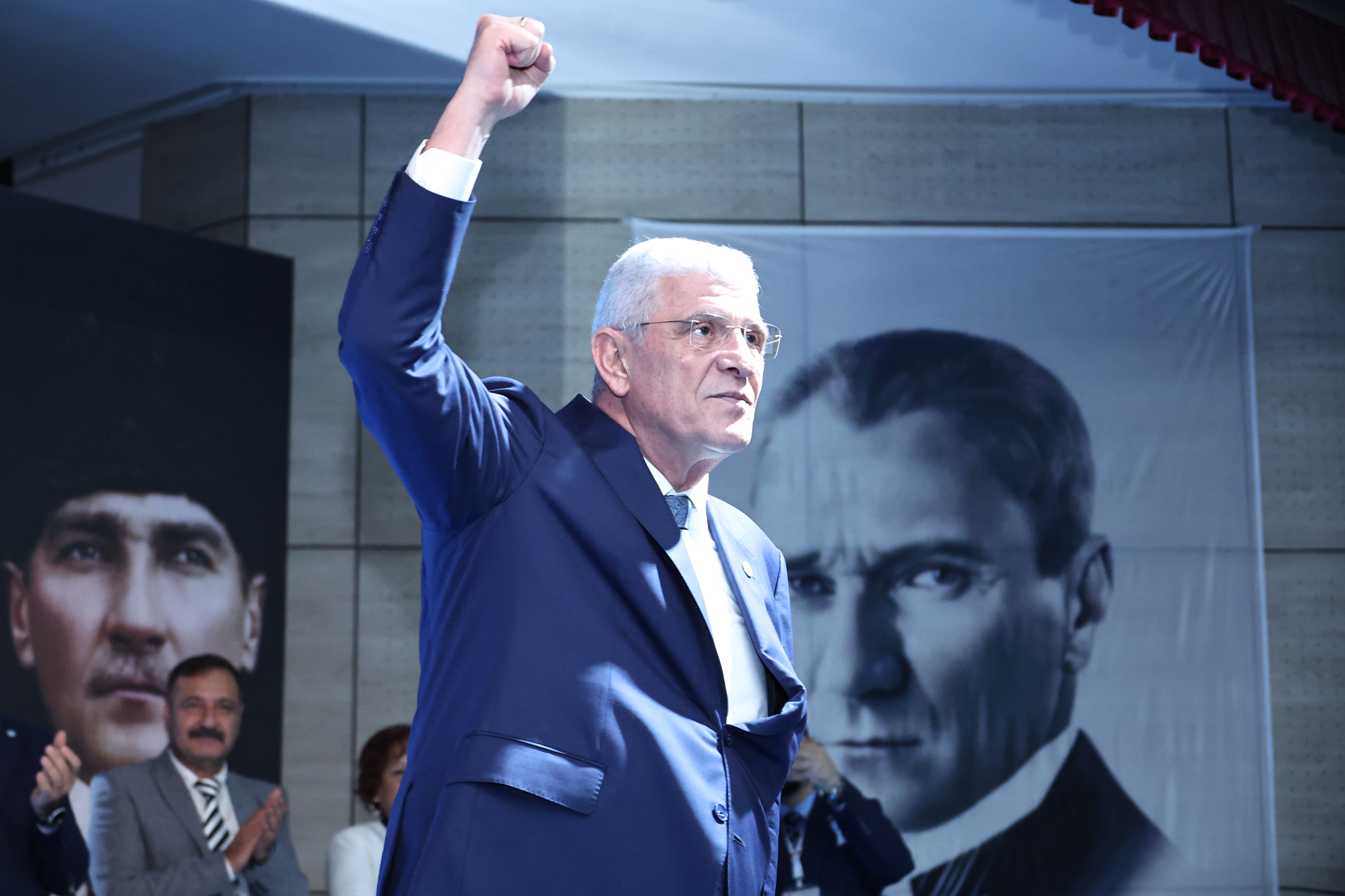 Dervişoğlu Erdoğan’a çağrısını yineledi: “Hacı Bayram’dan sonra külliyedeki camiye gider seni dinlerim”