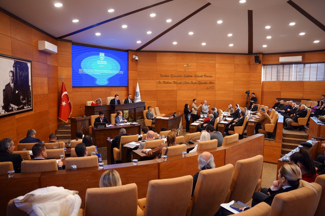 Silivri Meclisi’nde Gençlik ve Kültür Merkezi Tartışması: "Ucuz Kahramanlıklara Yer Yok!"