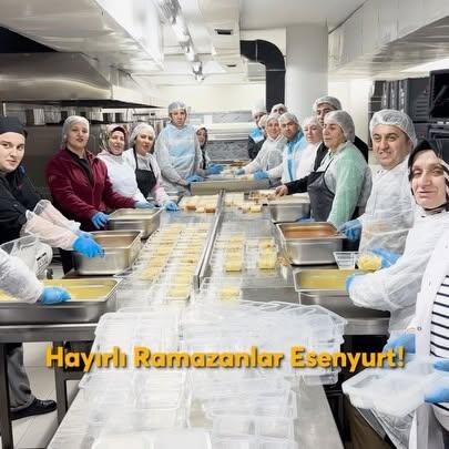 Esenyurt'ta Ramazan Bereketi: İftarda Dayanışma ve Paylaşım