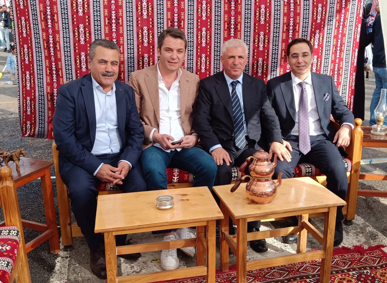 Gercüş’te Bağbozumu Coşkusu: Birlik, Emek ve Sevgi Aynı Sofrada Buluştu