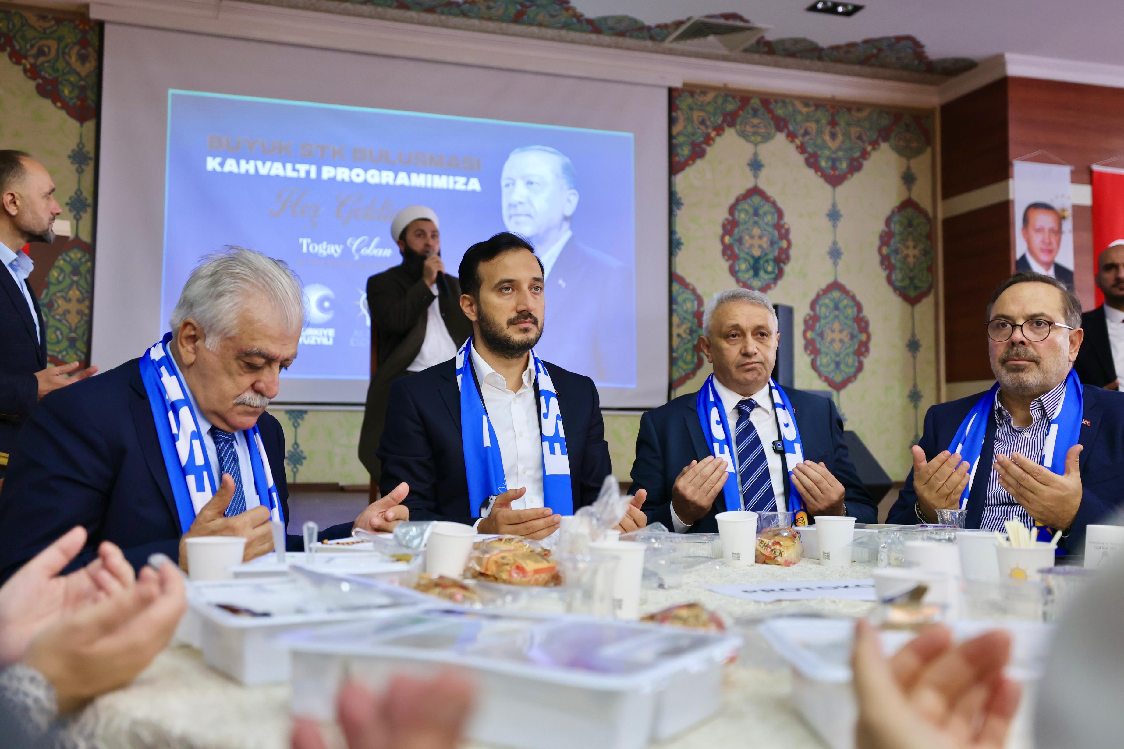 AK Parti İstanbul İl Başkanı Abdullah Özdemir: “Esenyurt’ta ben yok, biz varız!”