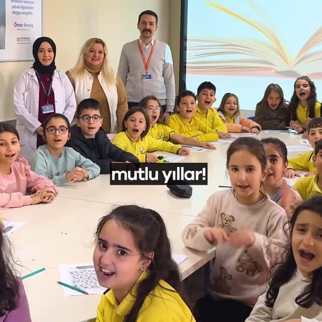 Zeytinburnu Belediyesi’nden Yeni Yıl İçin Samimi Mesaj
