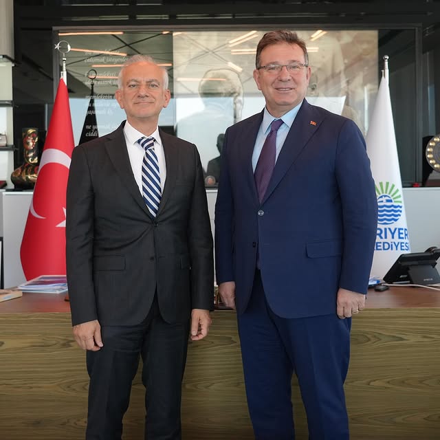 İBB AK Parti Grup Başkan Vekili ve Heyeti Sarıyer Belediyesi'ni Ziyaret Etti