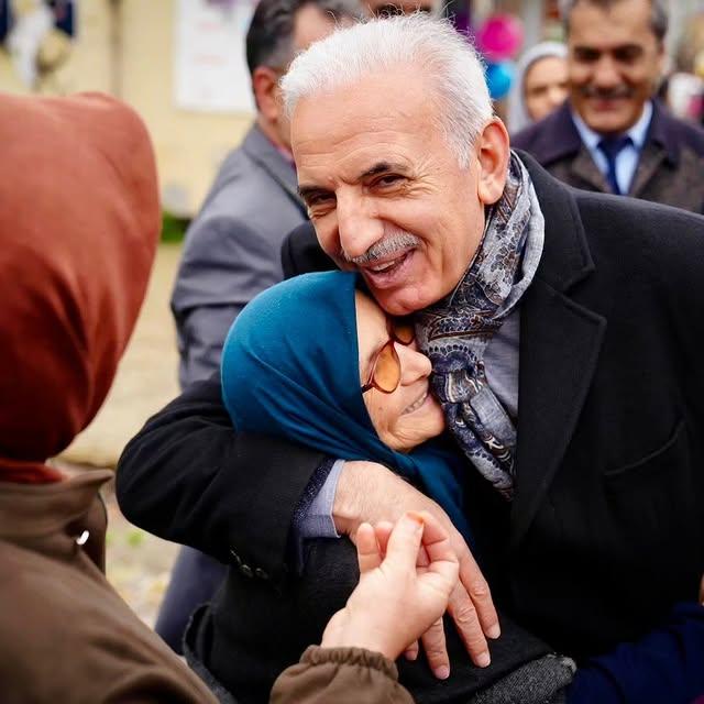 Ümraniye Belediyesi'nden Komşulara İyi Dilekler
